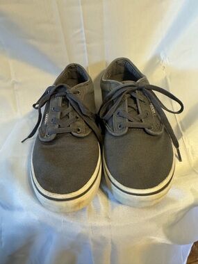Vans Kids Canvas Lace-Up Sneakers in Dark Gray